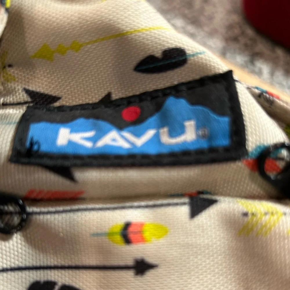 KAVU Rope Sling Arrow Dynamic BAG MESSENGER CROSSBODY Limited  Lg